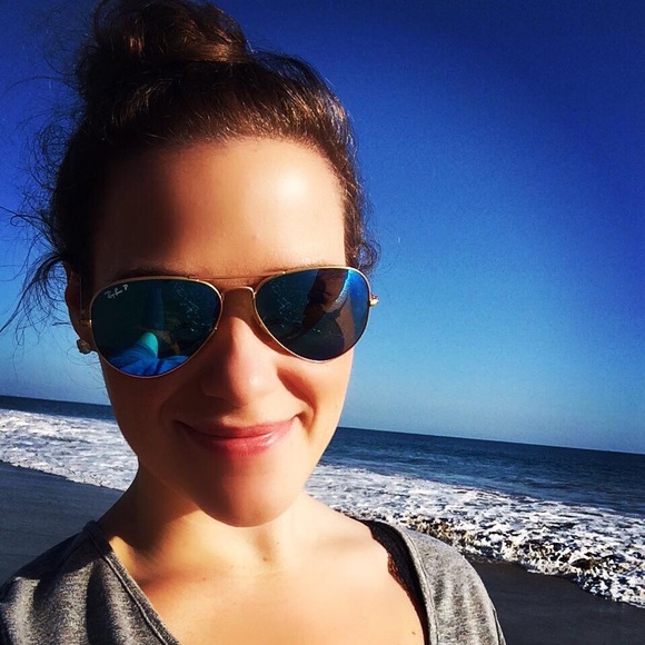 Meet your Posher, Cortney - Picture 2 of 2